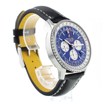Breitling Navitimer 01