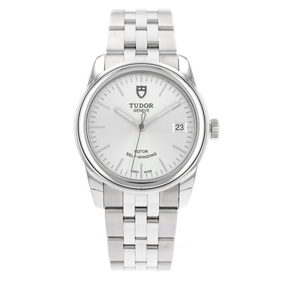 Tudor Glamour Date