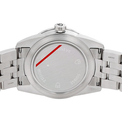 Tudor Glamour Date