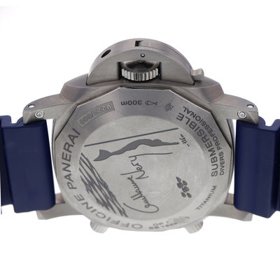 Panerai Luminor Submersible