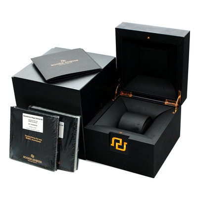 Roger Dubuis Velvet DBVE0033 White Dial 36