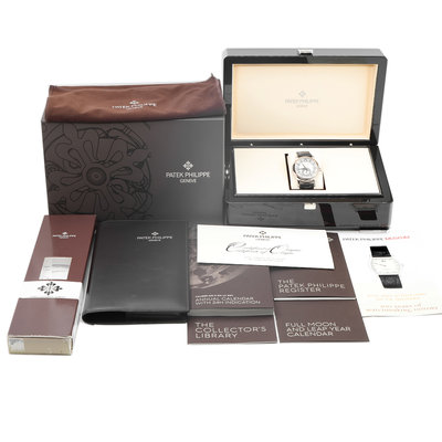 Patek Philippe Annual Calendar  5205G-001 Silver Dial 40
