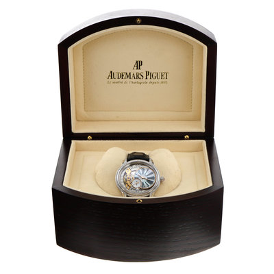 Audemars Piguet Millenary 77247BC.ZZ.A813CR.01 Mother of pearl Dial 39.5
