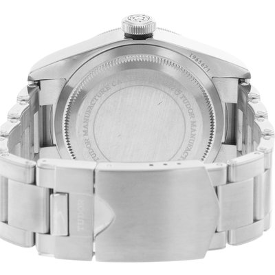 Tudor Black Bay