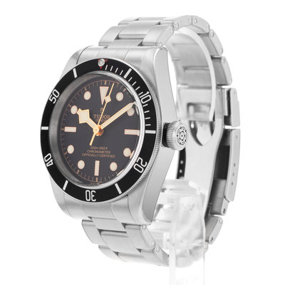 Tudor Black Bay
