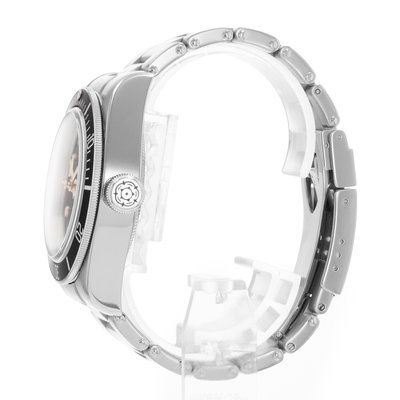 Tudor Black Bay