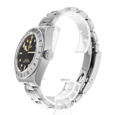 Tudor Black Bay Pro