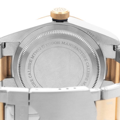 Tudor Black Bay 