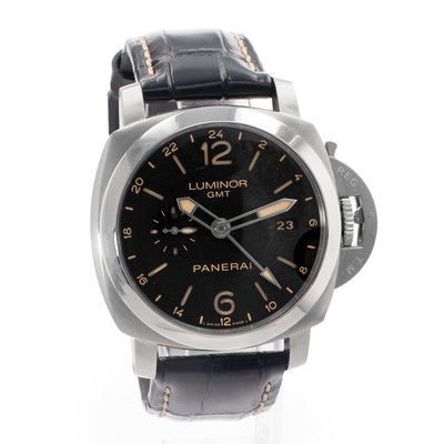 Panerai Luminor GMT