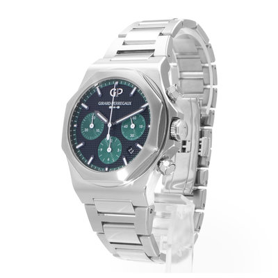 Girard Perregaux Laureato 81020-11-3254-1GM Black Dial 42