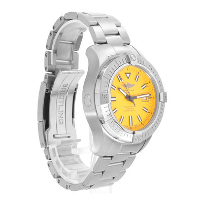 Breitling Avenger Superwolf