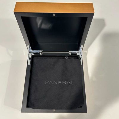 Panerai Luminor Due Luna