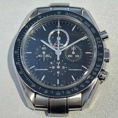 Omega Speedmaster Moonphase 311.30.44.32.01.001 NA Dial 44