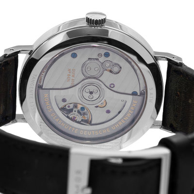 NOMOS Tangente Neomatik