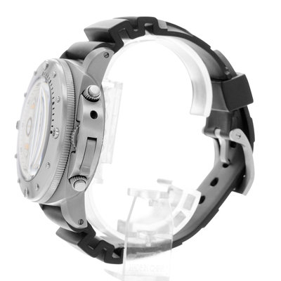 Panerai Luminor Submersible 1950 Slytech