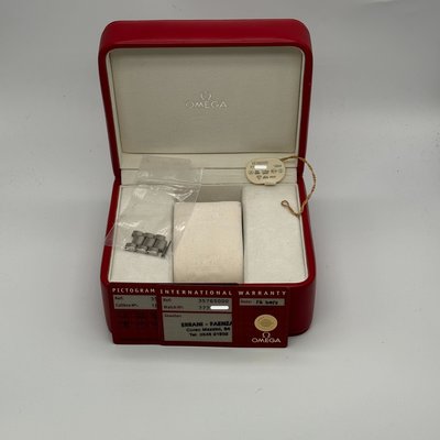 Omega Speedmaster Moonwatch