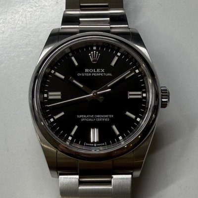 Rolex Oyster Perpetual 36 126000 NA Dial 36