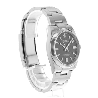 Rolex Oyster Perpetual 36 126000 Black Dial 36