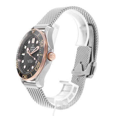 Omega Seamaster Diver 300 M 210.22.42.20.01.002 Black Dial 42