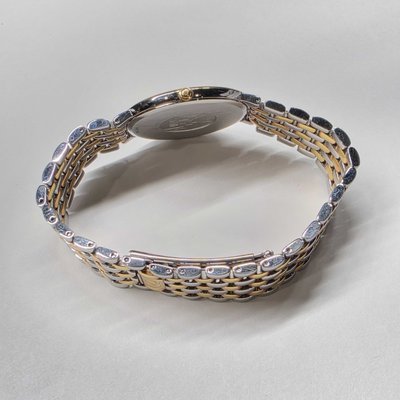 Omega De Ville