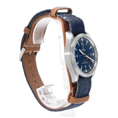Omega Seamaster Railmaster 220.12.40.20.03.001 Blue Dial 40