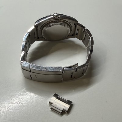 Rolex Oyster Perpetual 34 114200 NA Dial 34