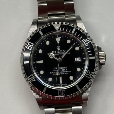 Rolex Sea-Dweller 4000 16600 NA Dial 40