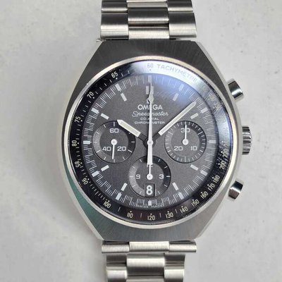 Omega Speedmaster Mark II 327.10.43.50.01.001 NA Dial 43