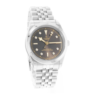 Tudor Black Bay