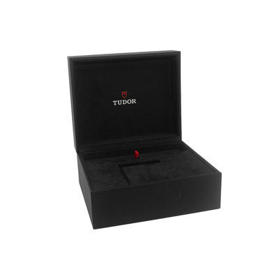 Tudor Black Bay
