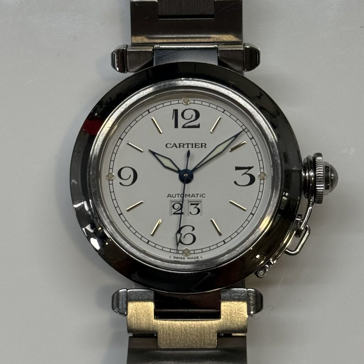 Cartier Pasha C W31044M7 2475 Silver Dial 35