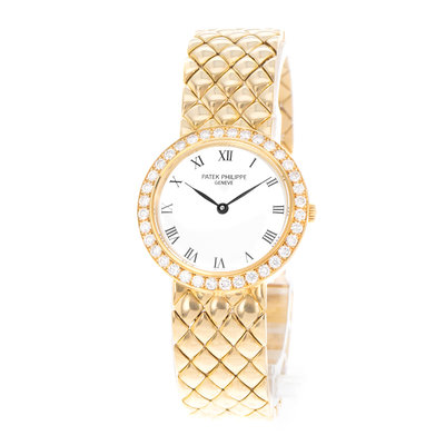 Patek Philippe Calatrava 4820/1 White Dial 25
