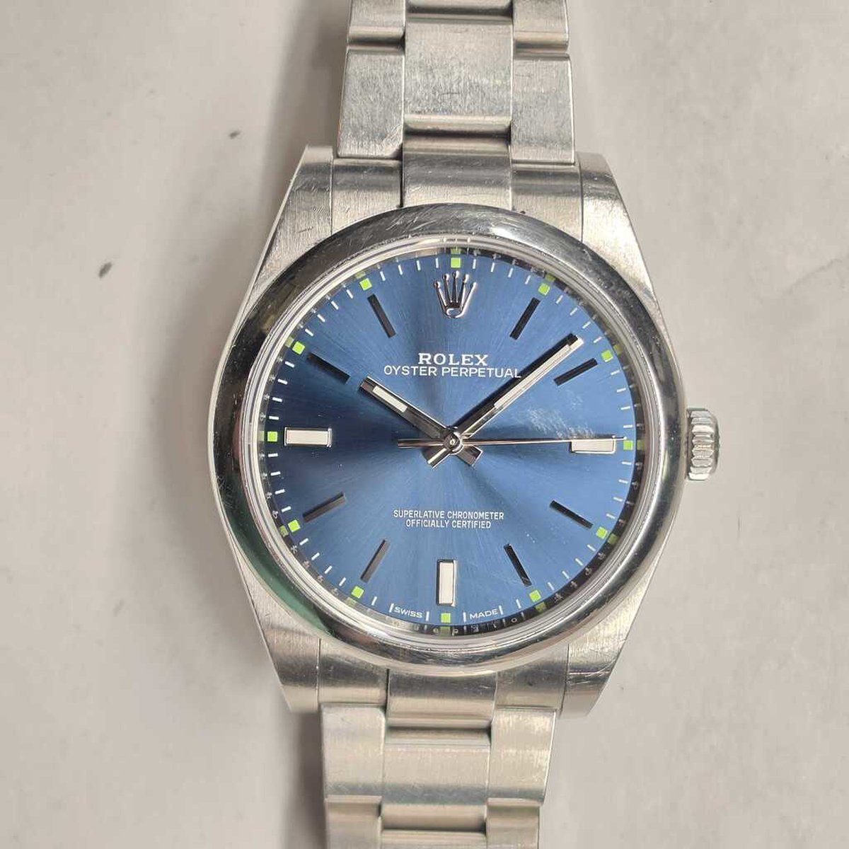 Rolex Oyster Perpetual 39 114300 NA Dial 39
