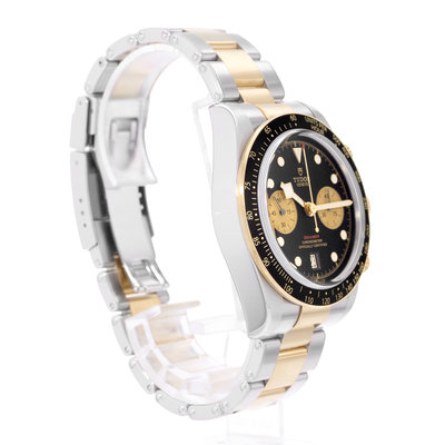 Tudor Black Bay
