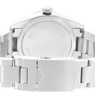 Tudor Black Bay