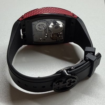 Corum Lap 01